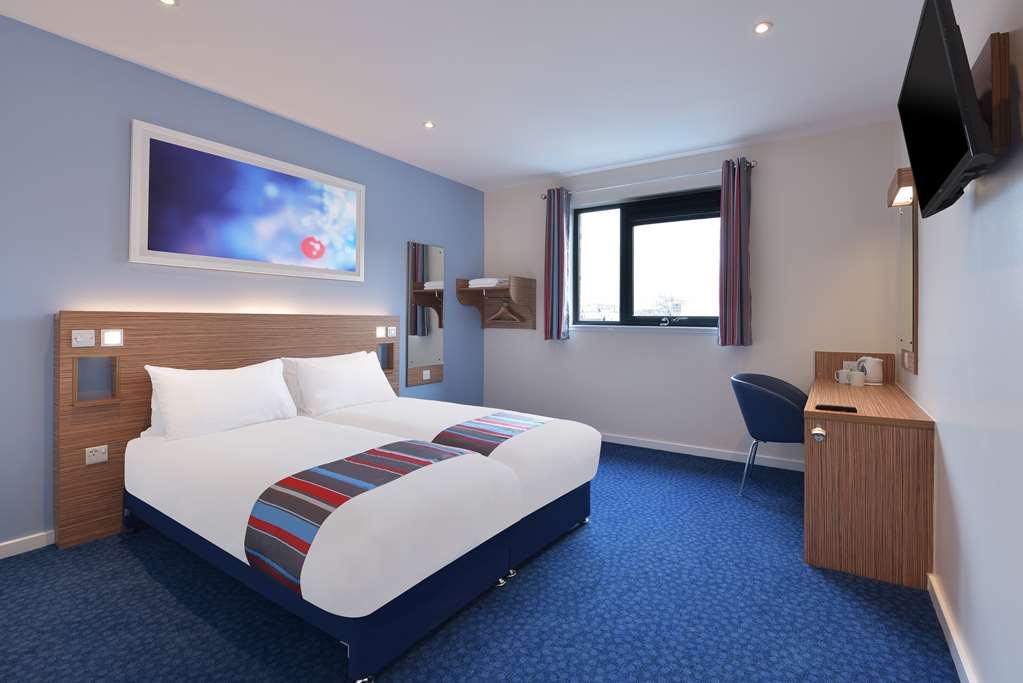 Travelodge Stansted Great Dunmow Ruang foto